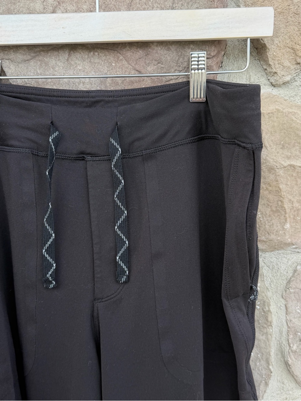 Patagonia Black Men's Trail pacer Jogger Pants with Drawstring